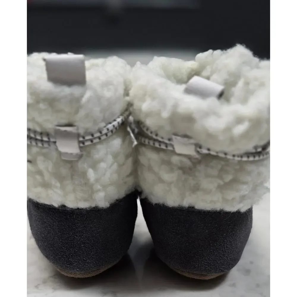 Robeez Faux-fur/lace up/winter boots/Charcoal sherpa/ size 1